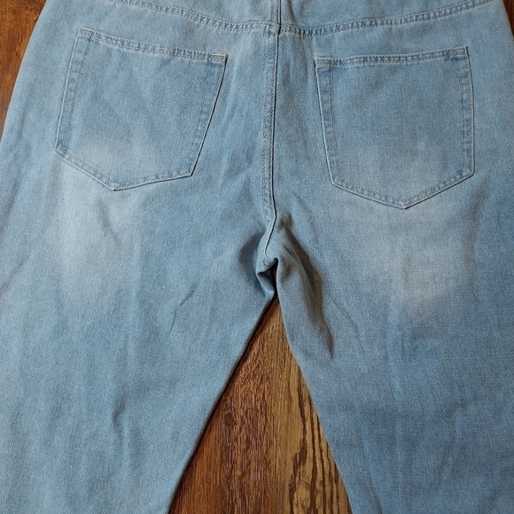 Shein. Destressed jeans XL - Picture 14 of 15